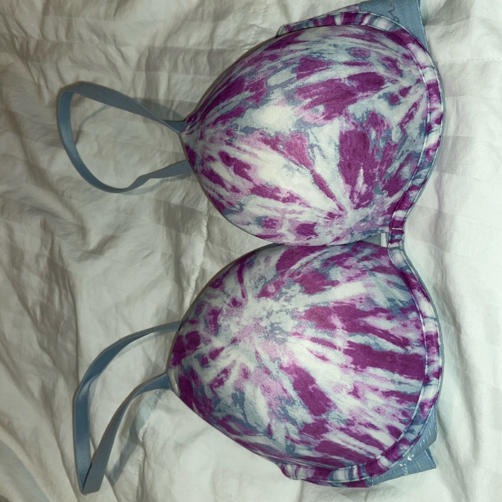 Purple tie dye bra from Victoria secret pink